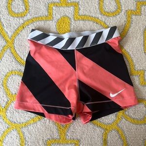 Nike Pro Spandex Shorts. Sz M